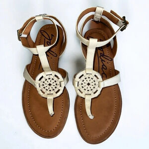 Zodiac Dream Strap Sandal Size 5.5